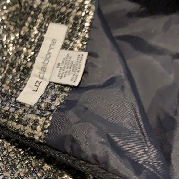 skirt - Picture 4 of 7